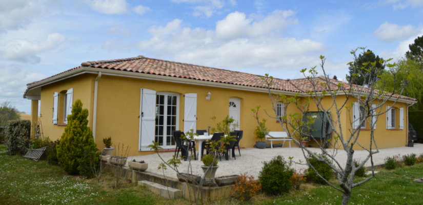 Loverly ground floor cottage with a swimming pool on 2500 m2